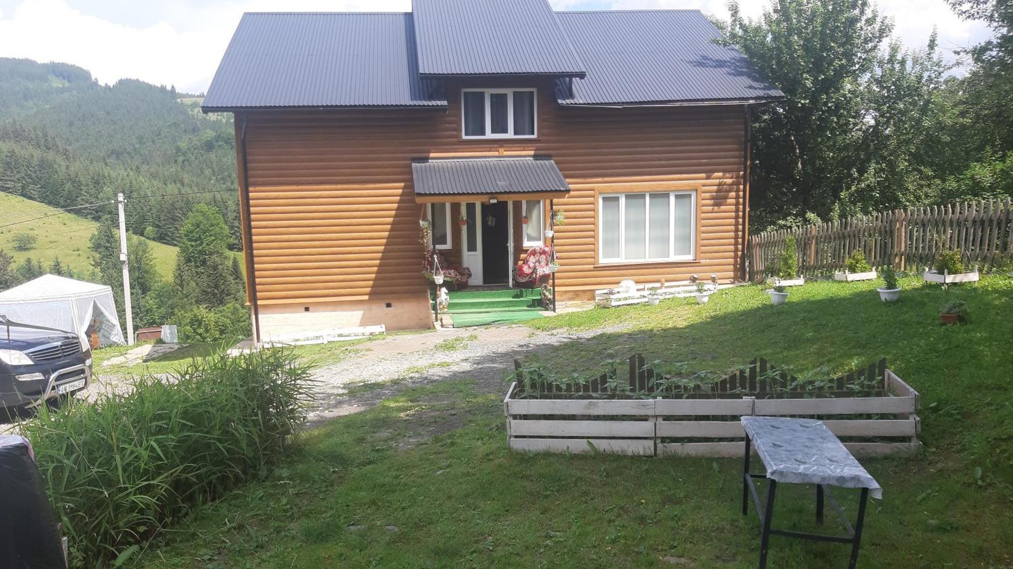Затишні Карпати)) Apartment Verhovîna Exterior foto